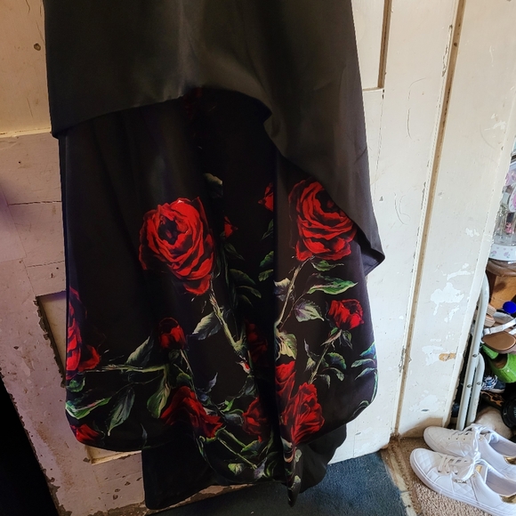 Women's size 8 formal gown - Picture 3 of 7